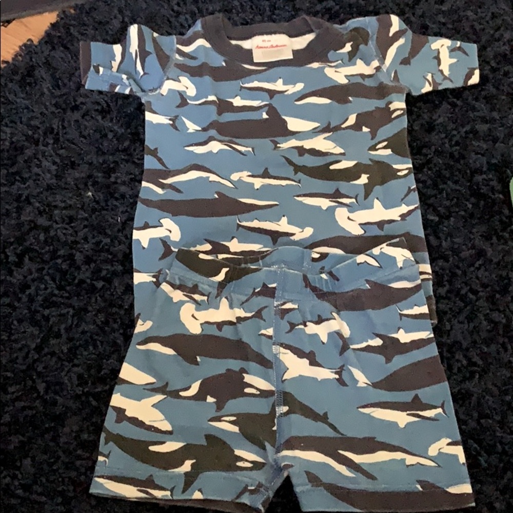 Hanna Andersson size 90/3T short PJs